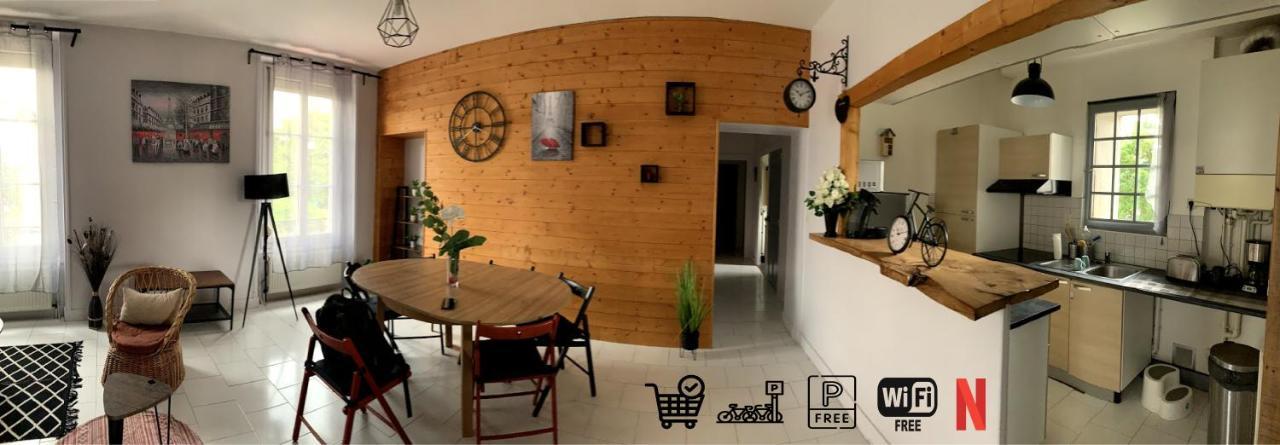Grand Appart 9 Pers Centre Blois Parking Prive 1Voiture 10 Velos 5Min Chateau By Sweet Home Company Екстер'єр фото