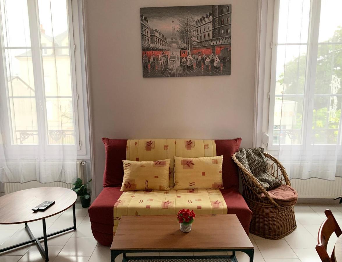 Grand Appart 9 Pers Centre Blois Parking Prive 1Voiture 10 Velos 5Min Chateau By Sweet Home Company Екстер'єр фото
